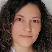 Italienische Muttersprachlerin bietet Kindern und Erwachsenen Italienisch-Unterricht an